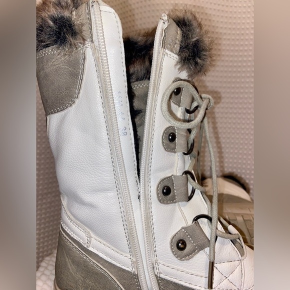 Woman Sölher winter boots white-beige faux fur side zipper lace-up size 7.5 (38) - Picture 6 of 16